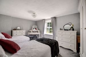 Further bedroom- click for photo gallery